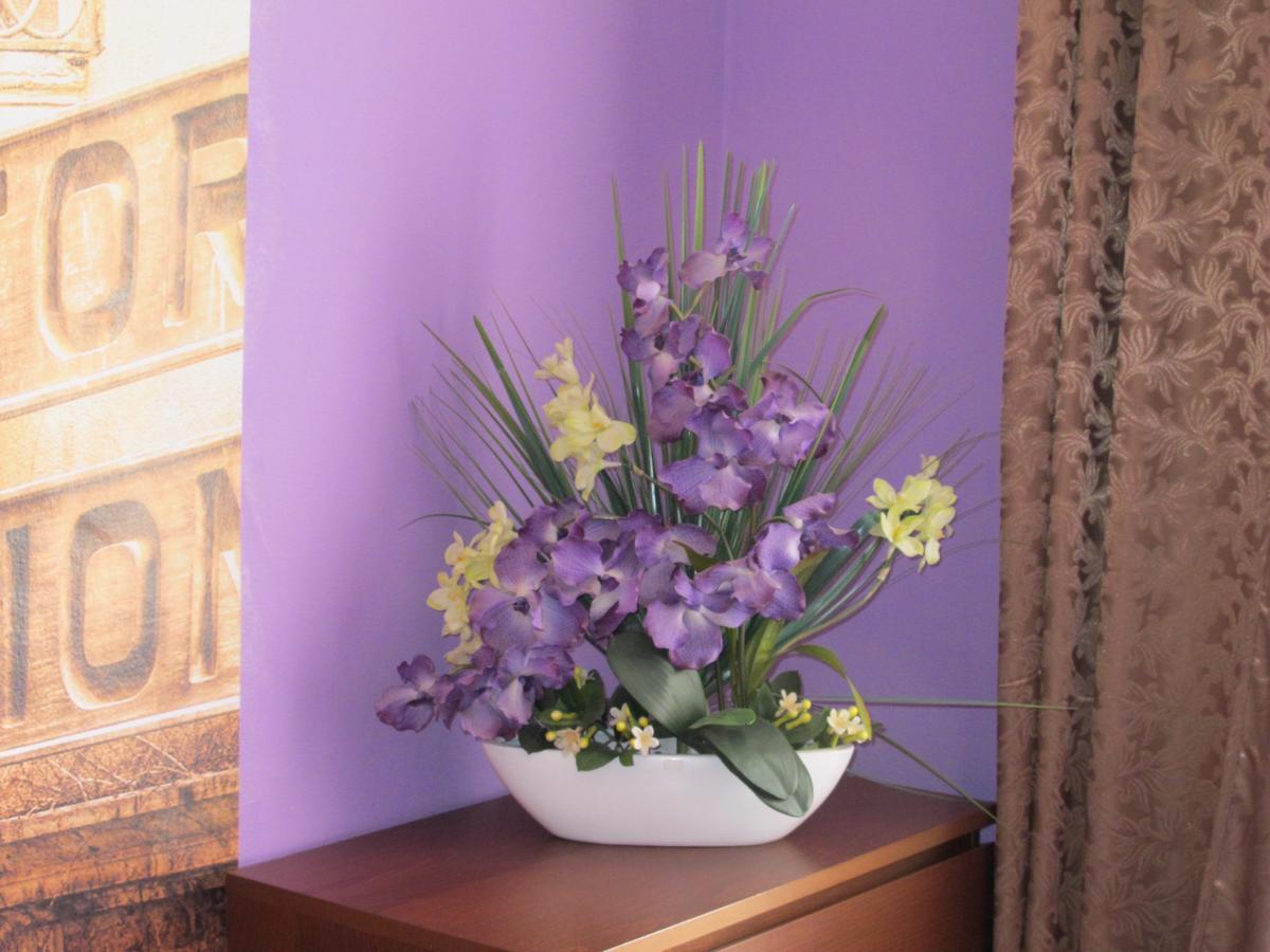 All Seasons Hostel Прага Екстериор снимка